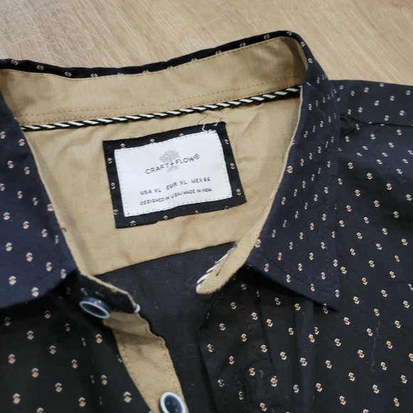 NWT Craft & Flow trendy button down, size XL - Picture 2 of 4
